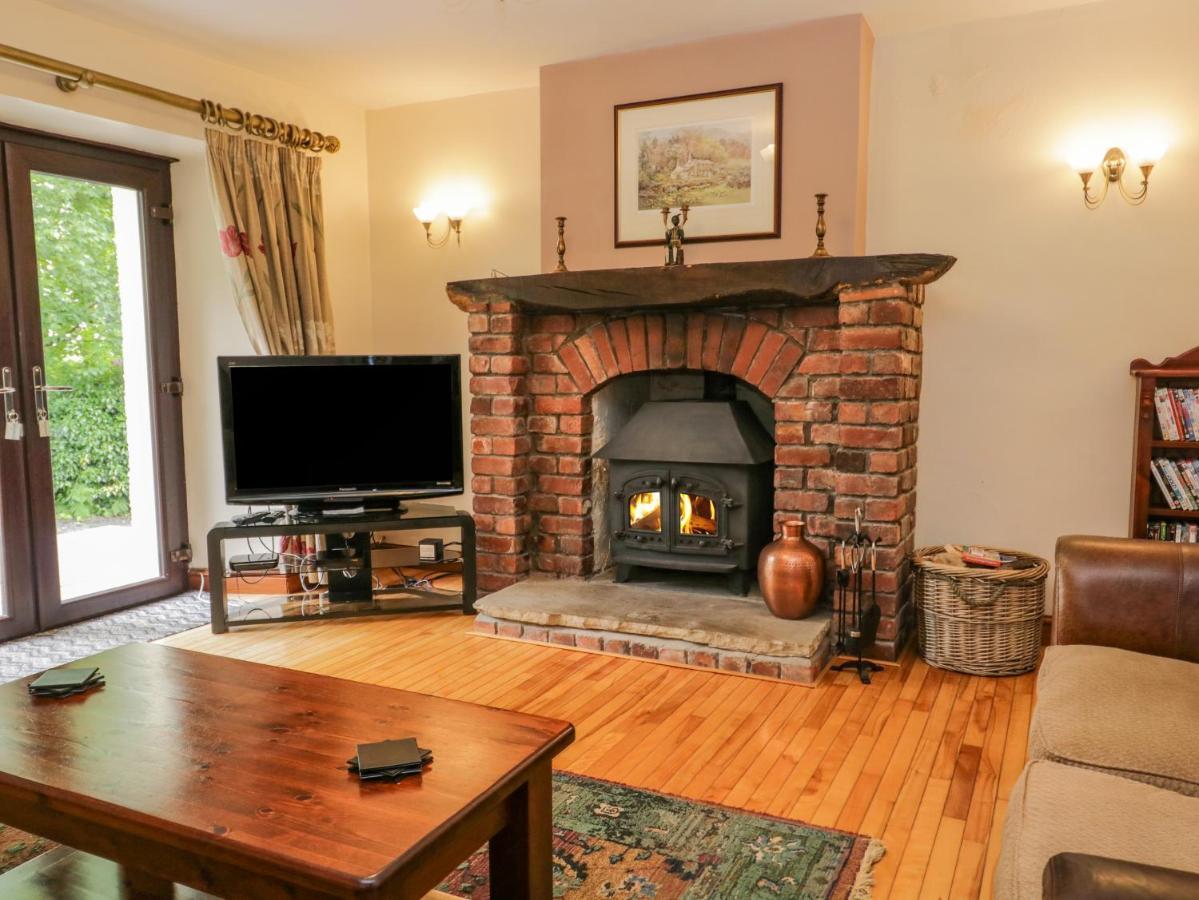 Villa Ewedale Farm à Ulverston Extérieur photo