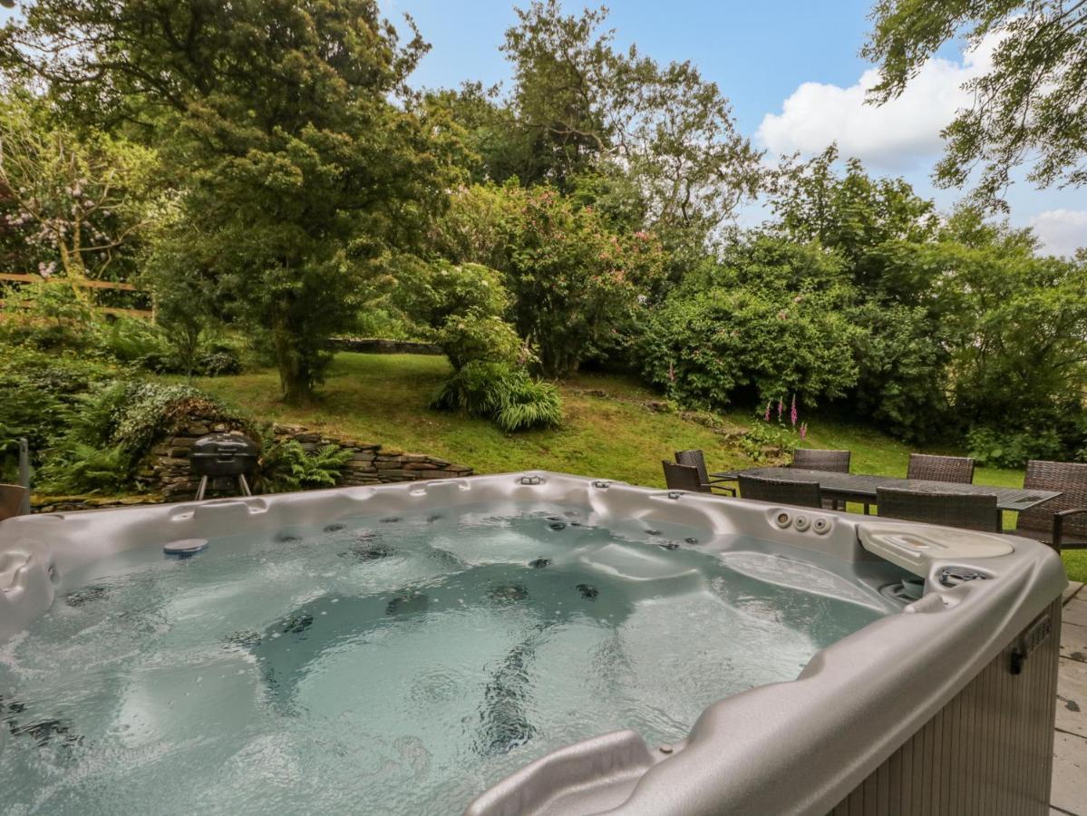 Villa Ewedale Farm à Ulverston Extérieur photo